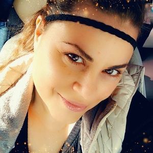 Meet your Posher, Anya